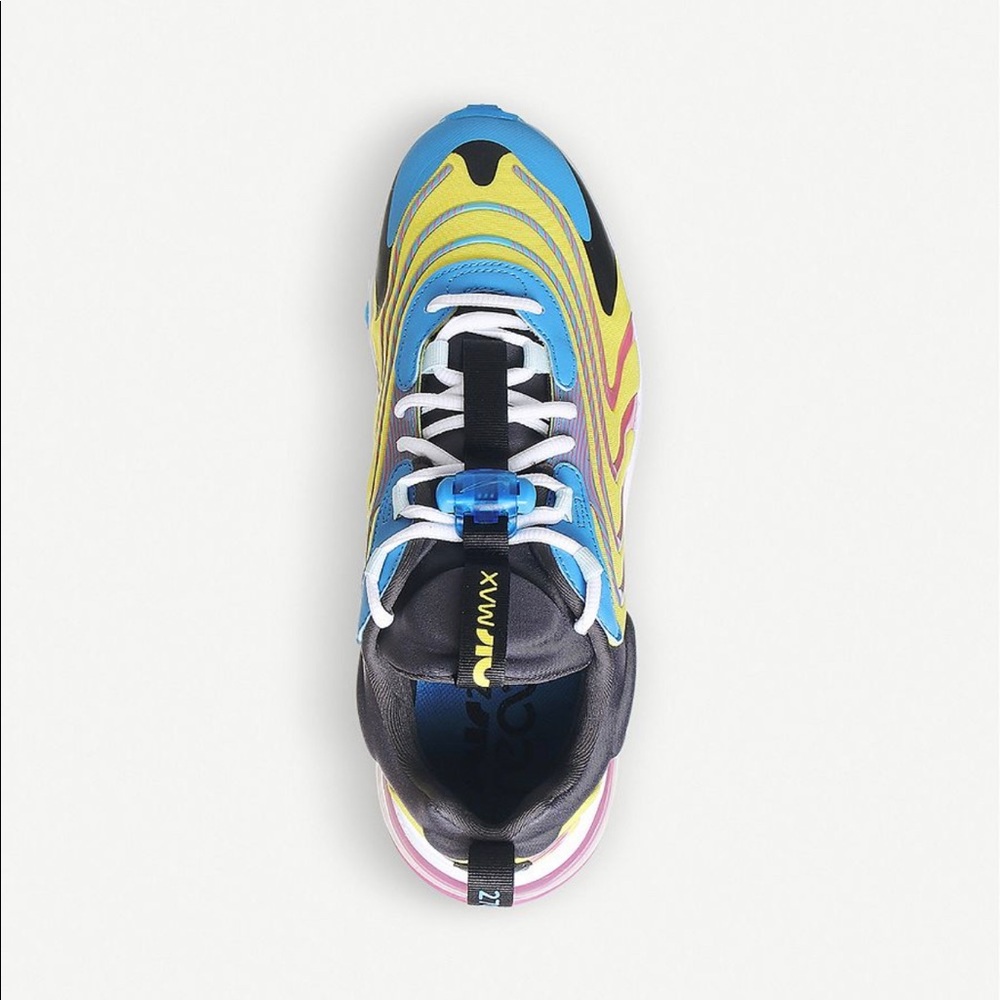 NIKE - Picture 2 of 5